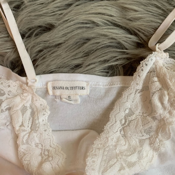 Vintage lace trim white Cami - Picture 2 of 3